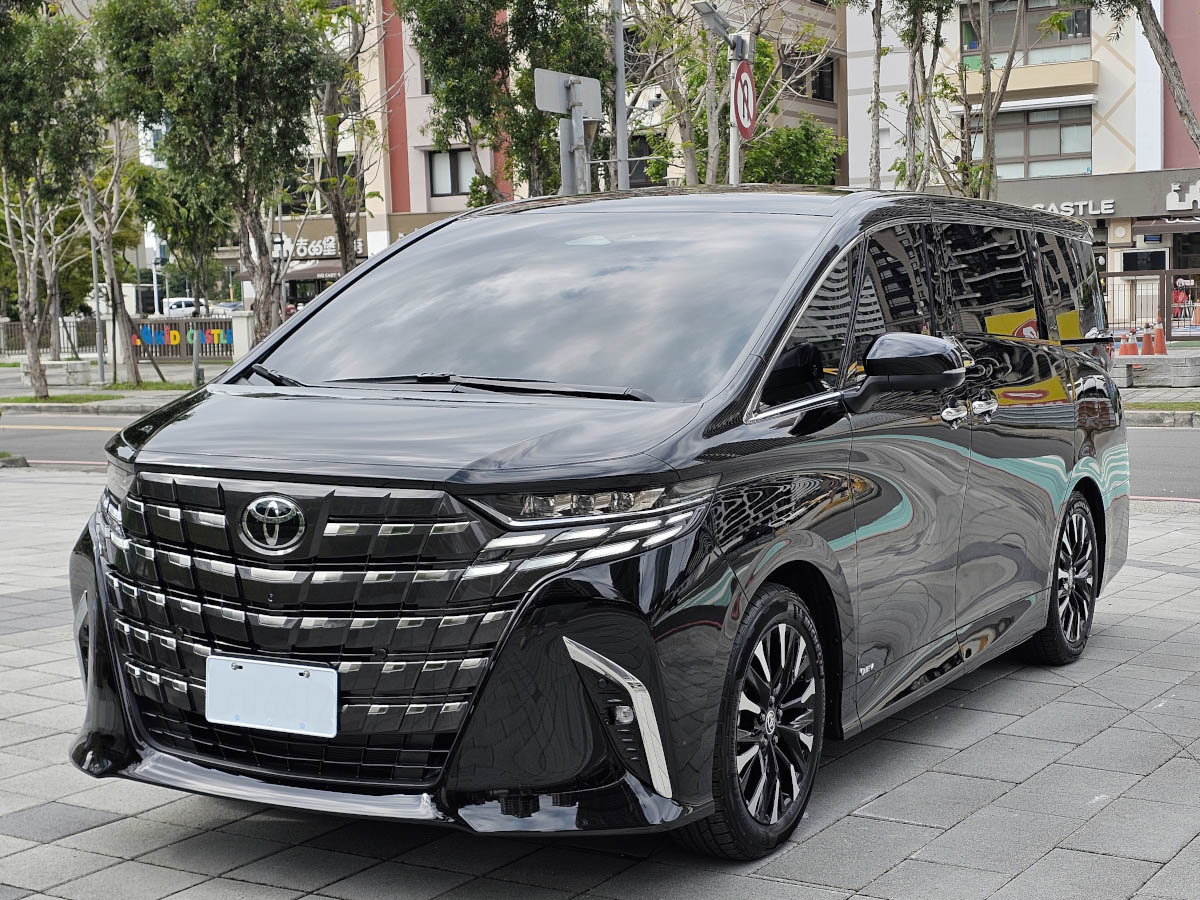 Alphard 外觀
